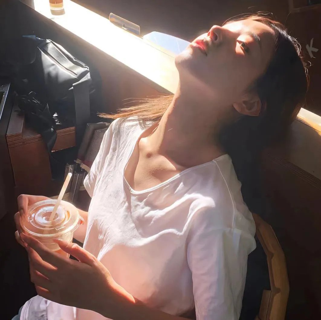 冬天的女子